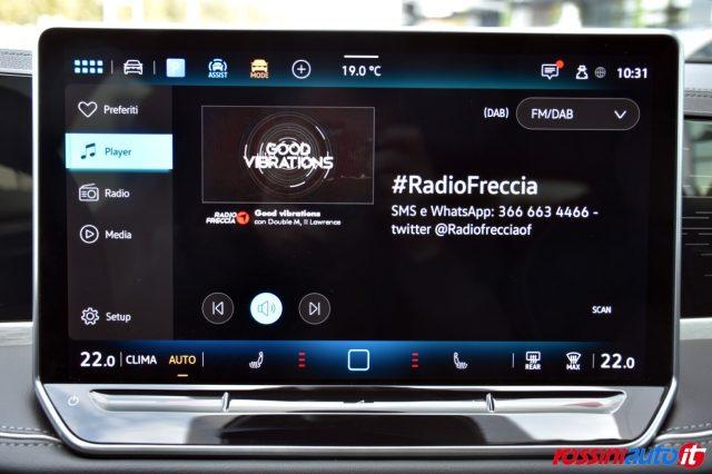 VOLKSWAGEN Passat 2.0 TDI 150 CV DSG BUSINESS + MATRIX LED + EASY OP