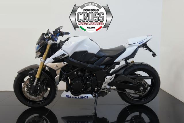 SUZUKI GSR 750 - ANNO 2012