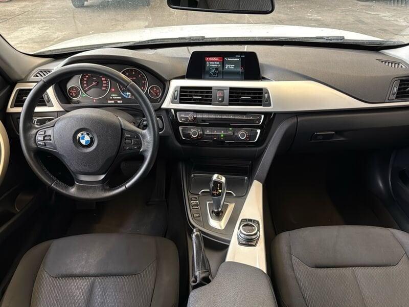 BMW Serie 3 318d Touring Business Adv. Aut.