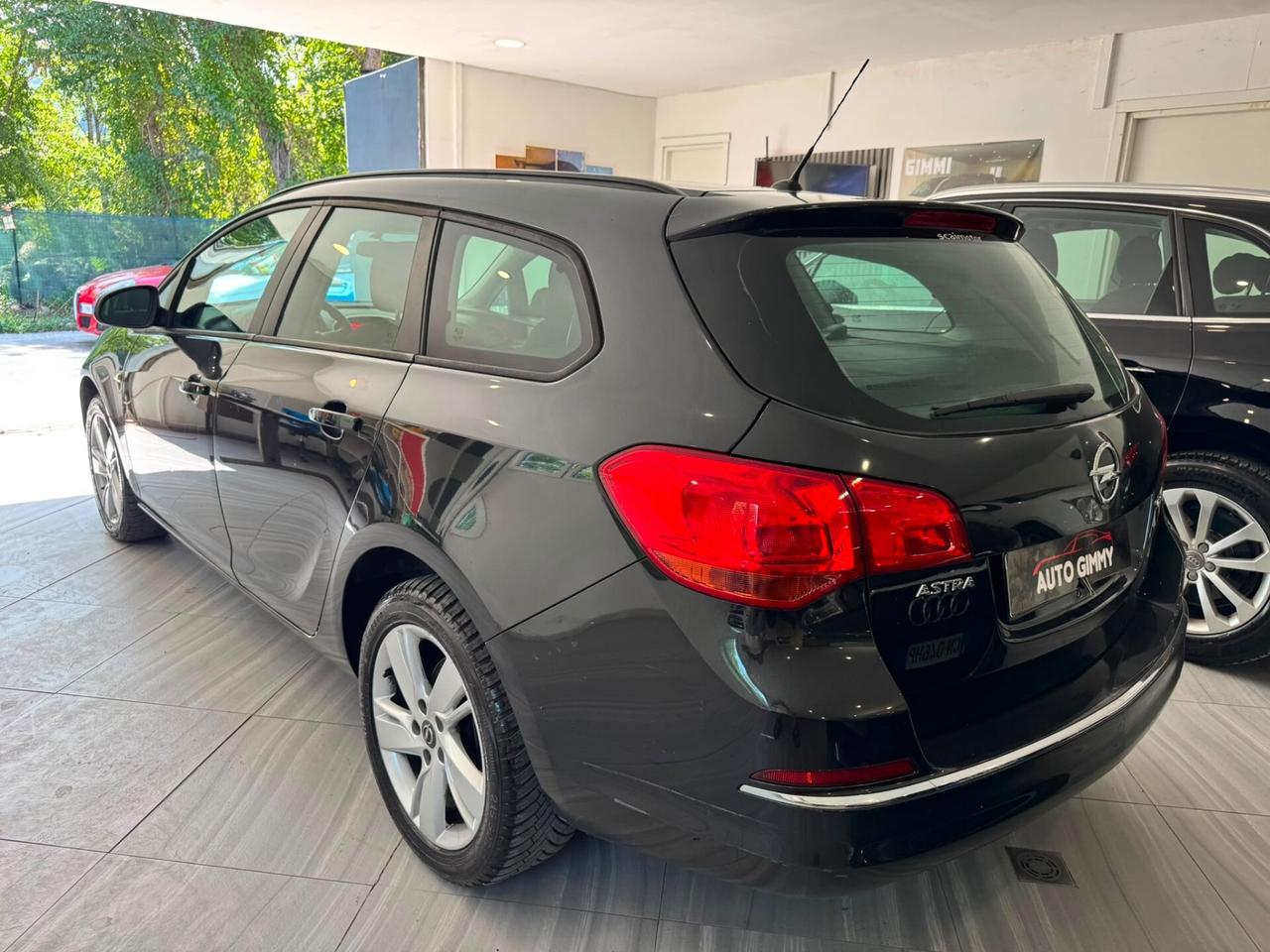 Opel Astra 1.7 diesel anno 2015