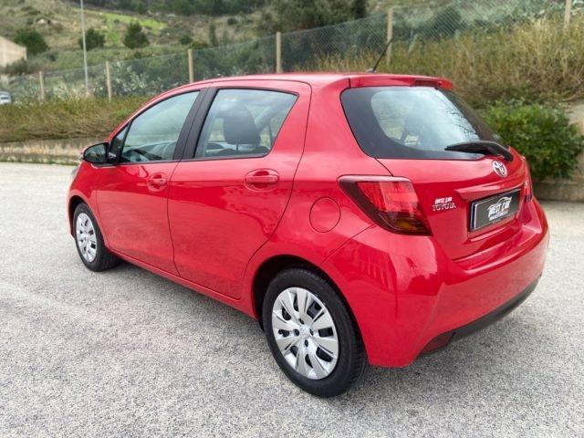 TOYOTA Yaris 1.0 5 porte Cool