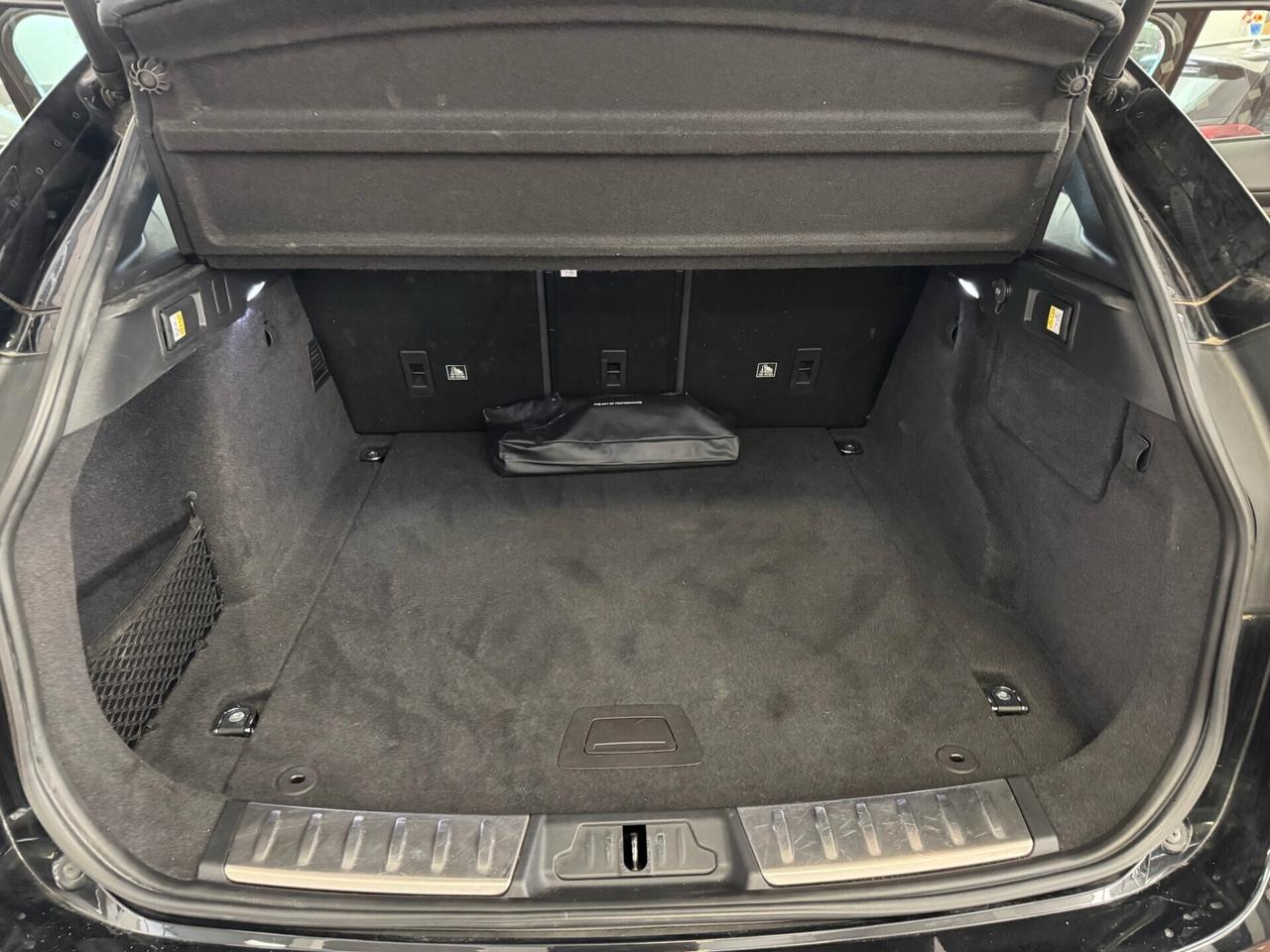 Jaguar F-Pace 2.0 D 180 CV aut. Portfolio - UNICO PROPRIETARIO