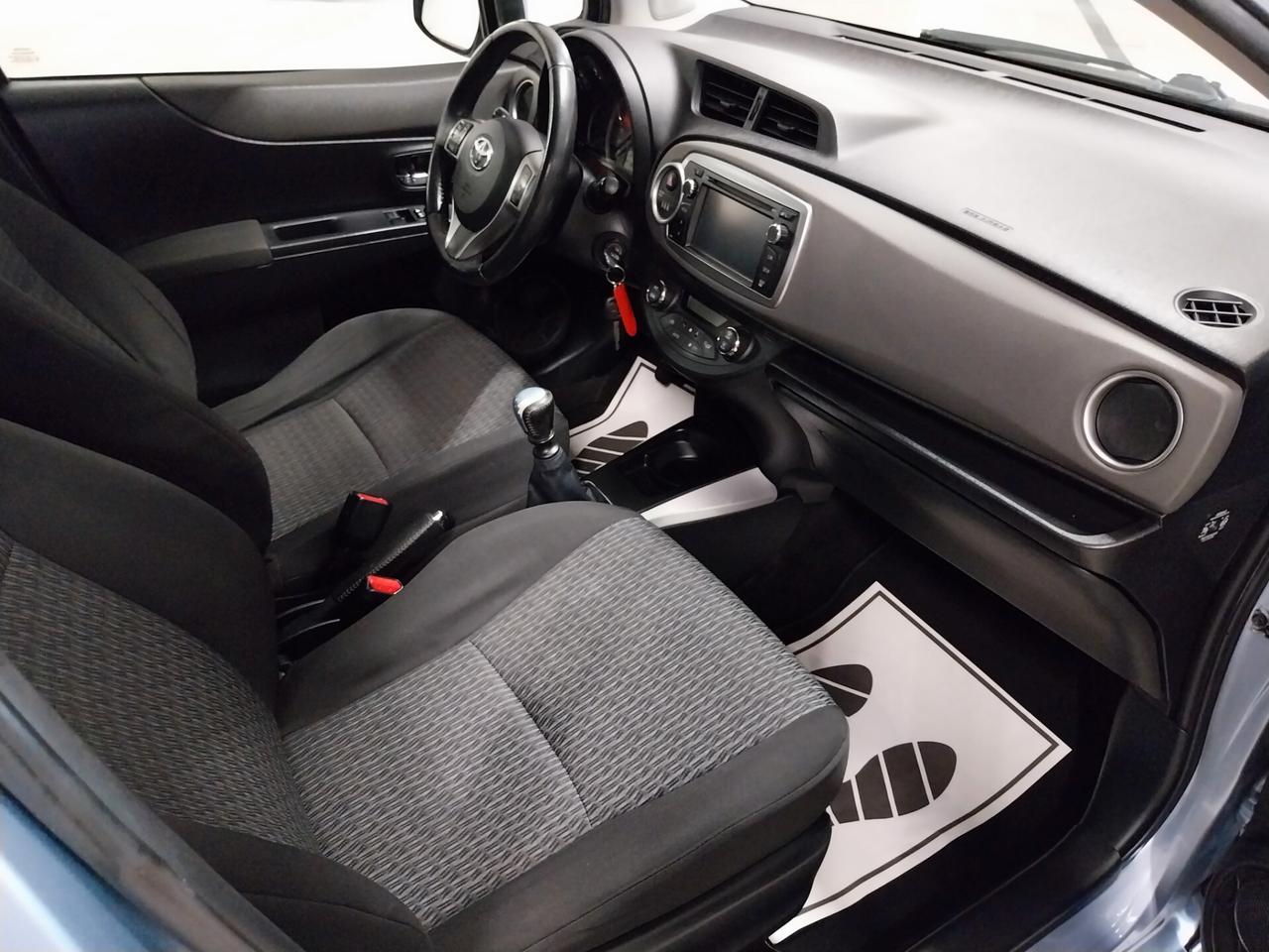 Toyota Yaris 1.4 D-4D 5 porte Lounge - ok neopatentati