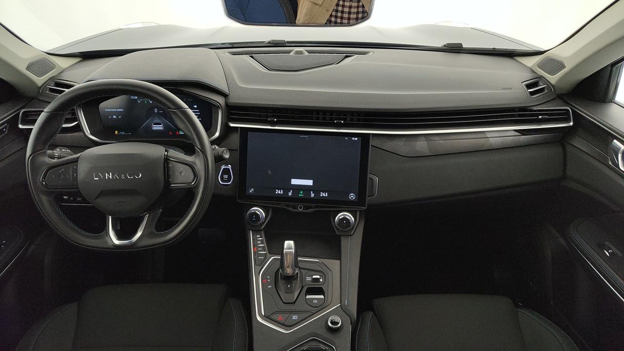 LYNK & CO 01 1.5 td phev auto