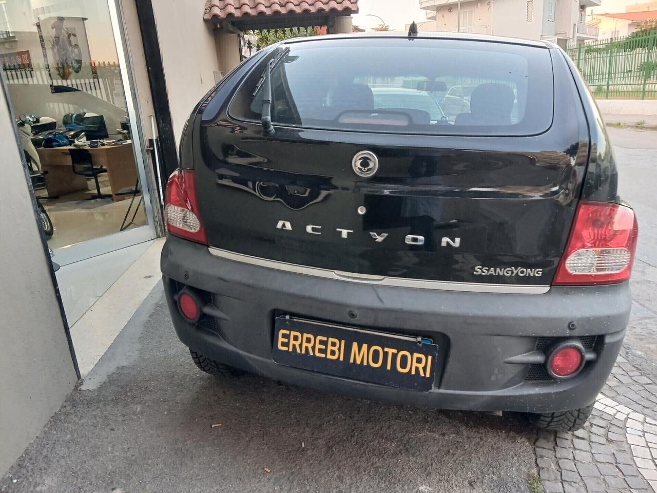 Ssangyong Kyron 2.0 4X4 Sport