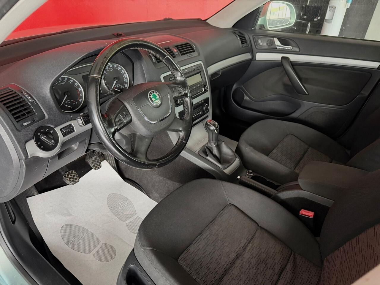 Skoda Octavia 2.0 TDI 140CV Elegance 4x4