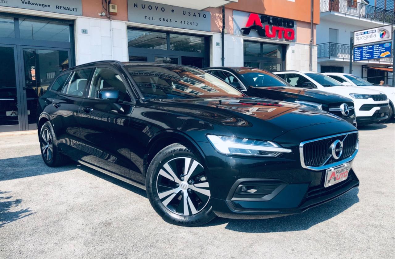 VOLVO V60 D3 Geartronic COCKPIT- CARPLAY