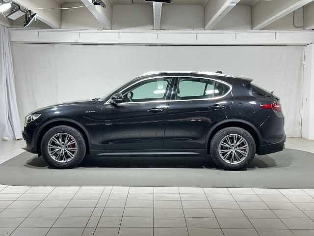 Alfa Romeo Stelvio 2.0 Turbo 200 CV AT8 Q4 Super