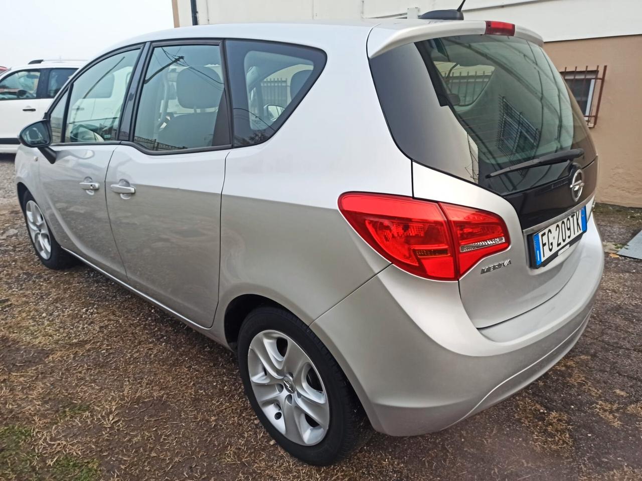 FINANZIABILE a GPL opel MERIVA neopatentati PERMUTE