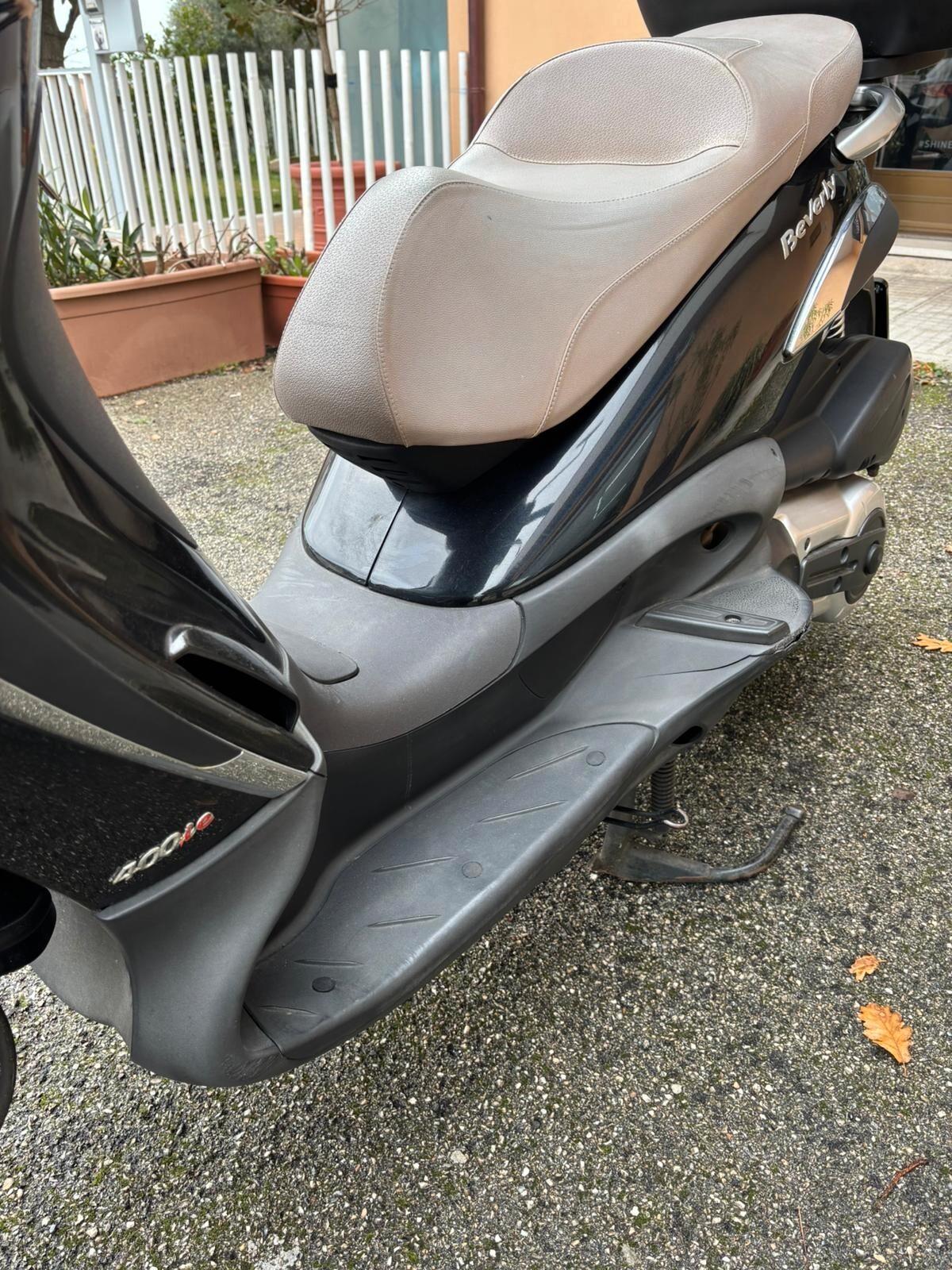 Piaggio Beverly 400 i.e.