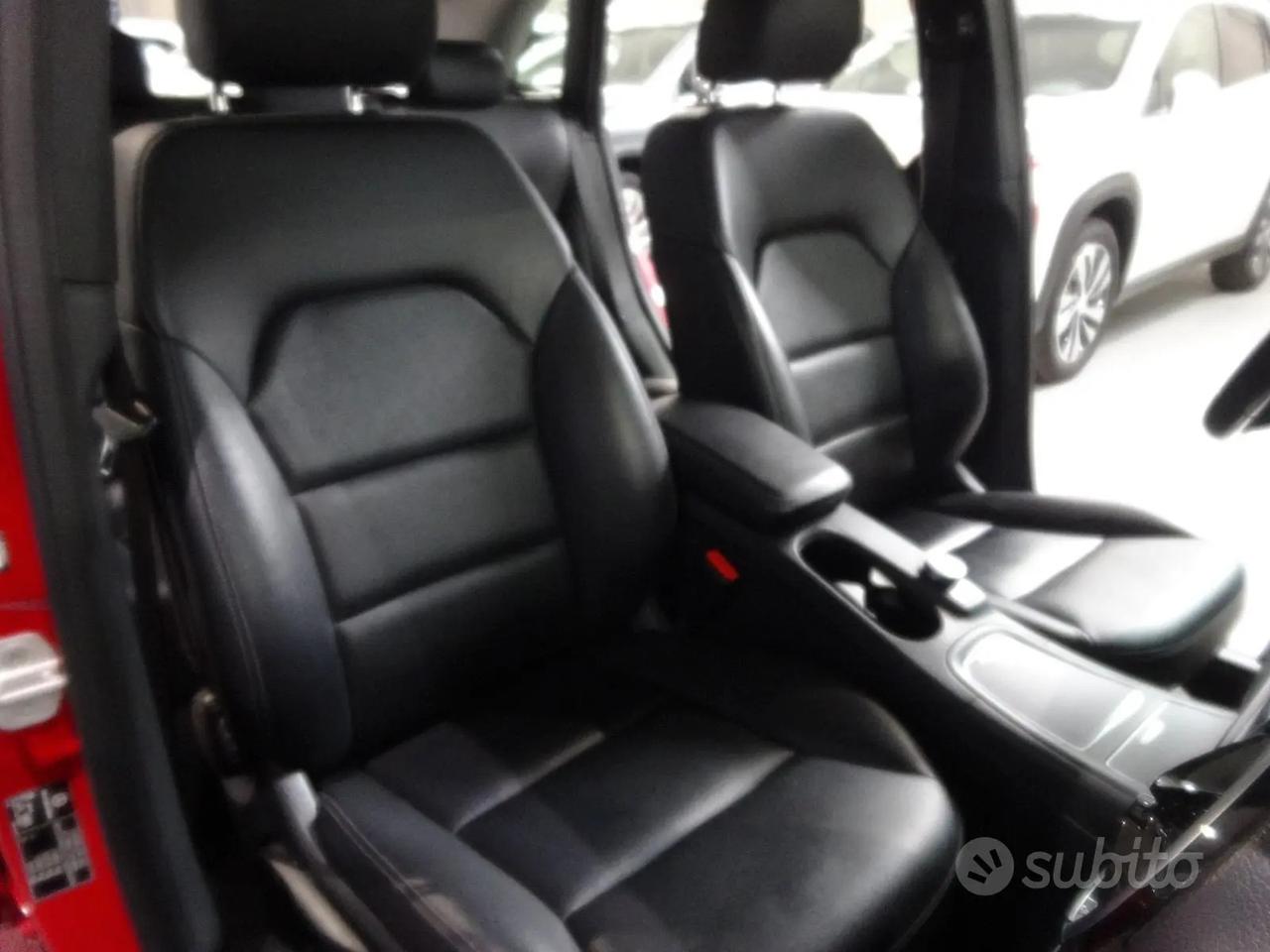 Mercedes B