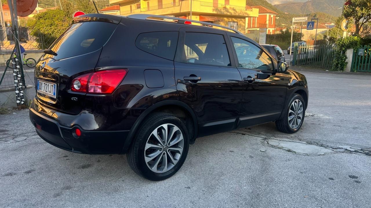 Nissan Qashqai Qashqai+2 2.0 dCi Tekna 4x4 automat