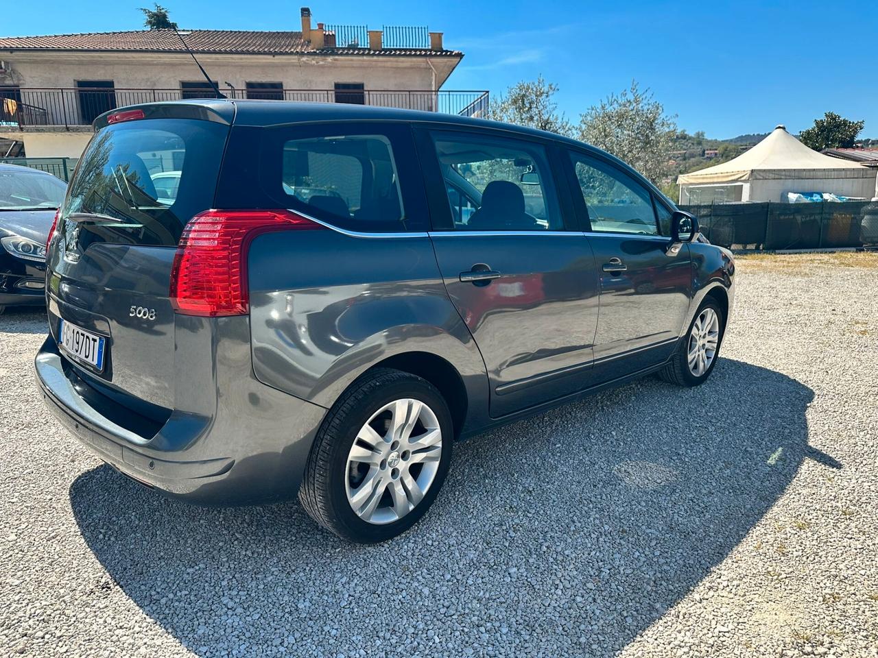 Peugeot 5008 BlueHDi 120 S&S Business