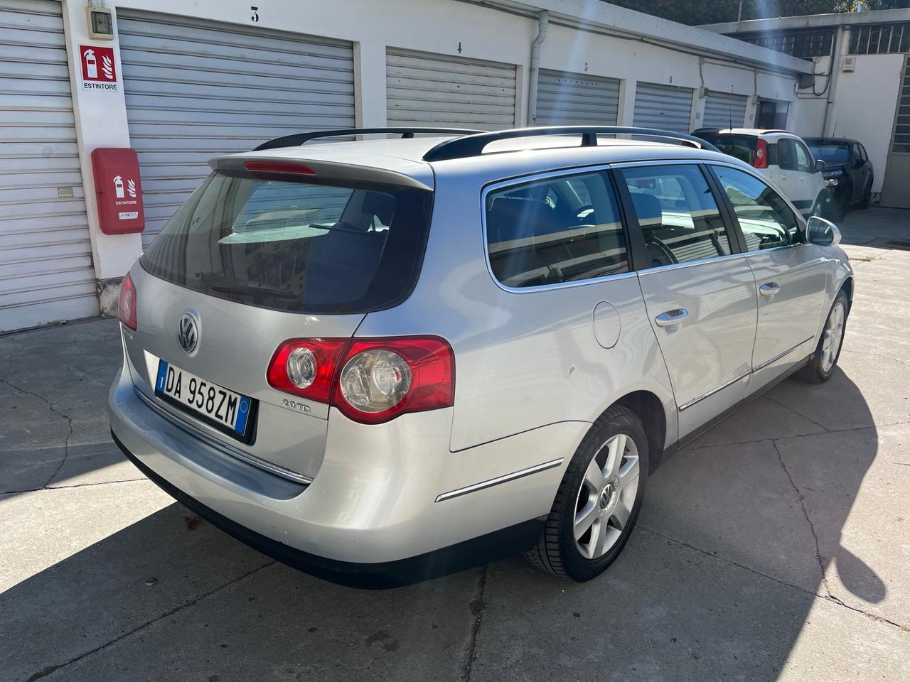 Volkswagen Passat 2.0 16V TDI Var. Highline