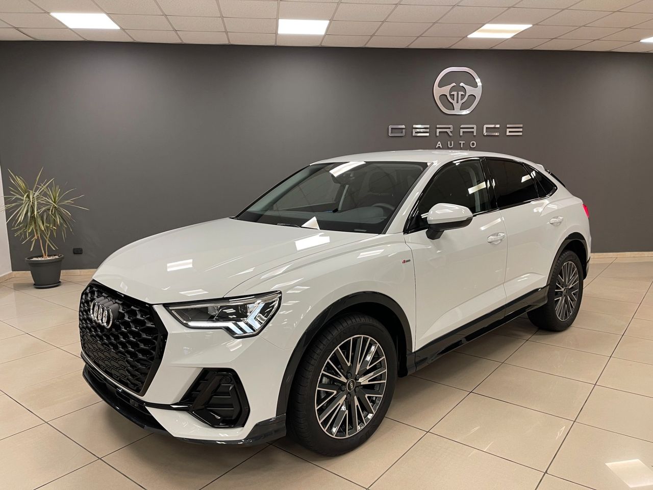 AUDI Q3 SPORTBACK 2.0 TDI 150cv S-line 2023