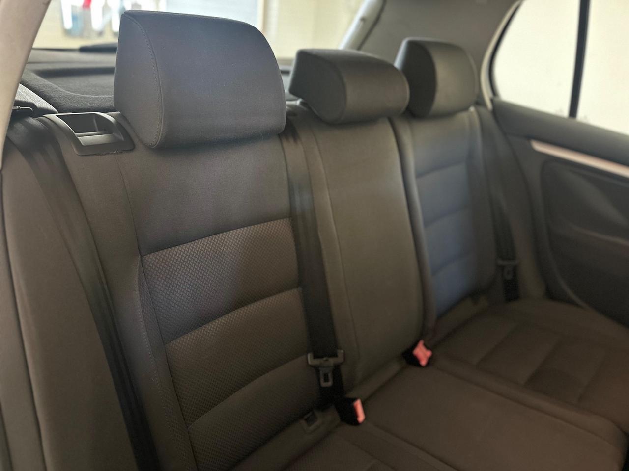 Volkswagen Golf 1.6 16V FSI 5p. Sportline NEOPATENTATI