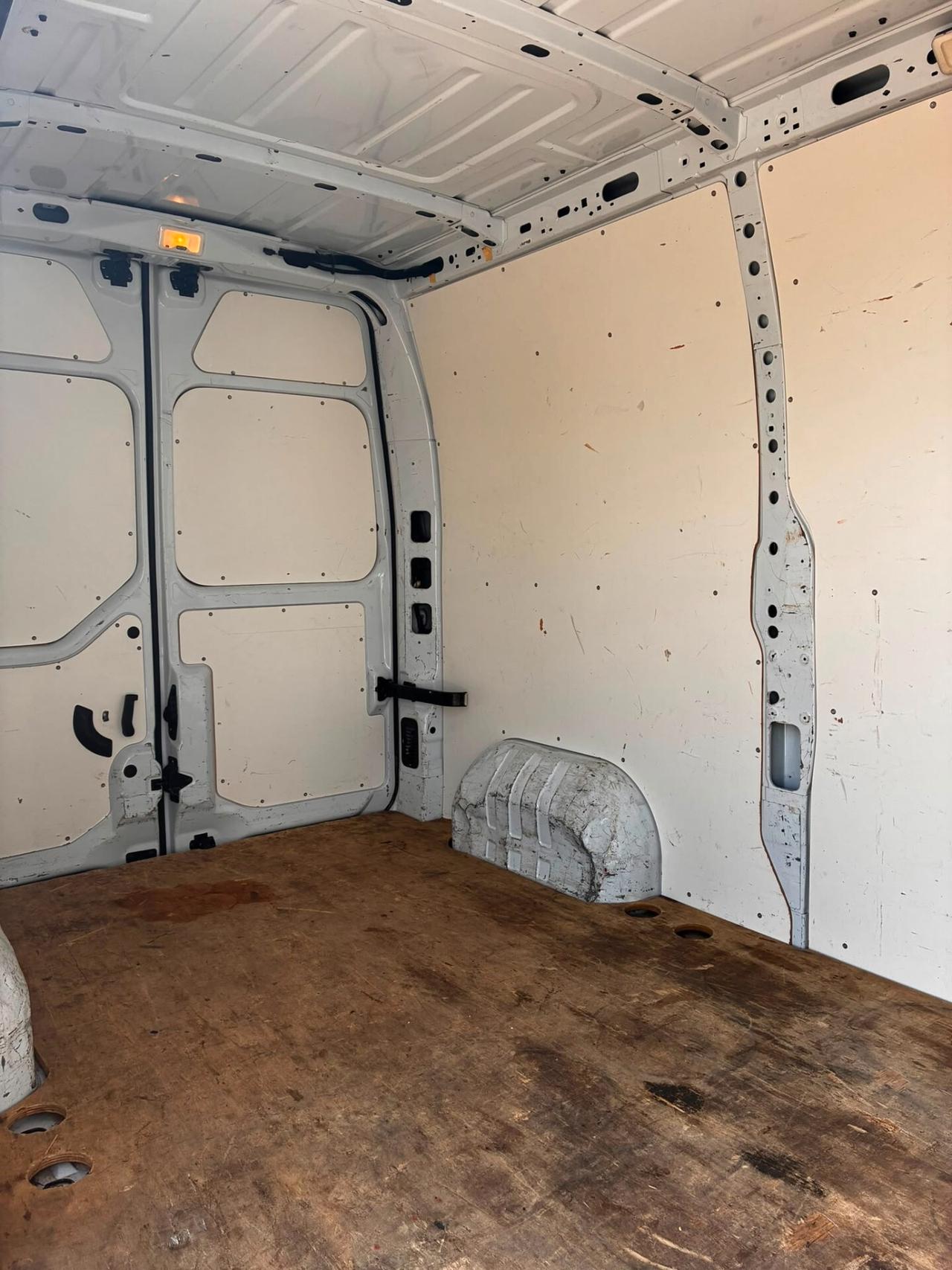 Renault Master 2.3 tdci 150 cv L2H2