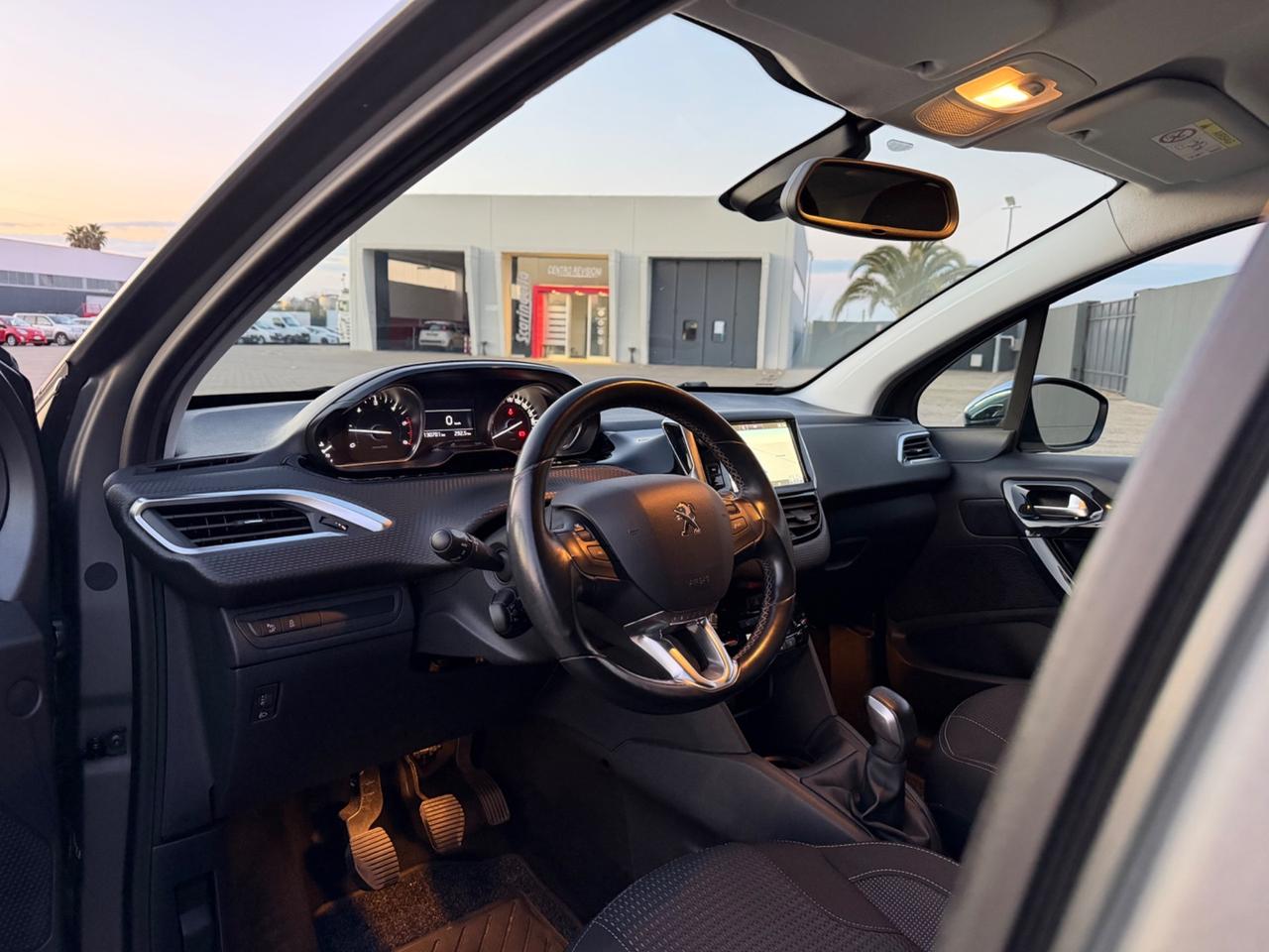 Peugeot 208 1.6 BlueHDi 100cv 5p. Allure GR. OPACO