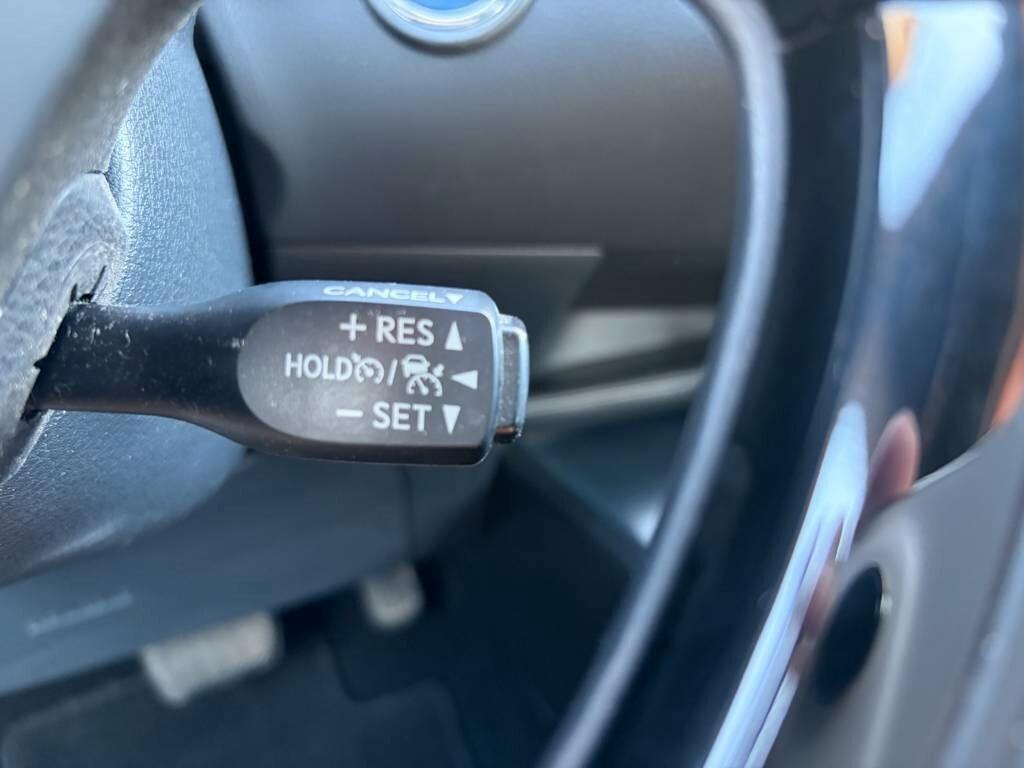 Toyota C-HR 1.8 Hybrid E-CVT Dynamic