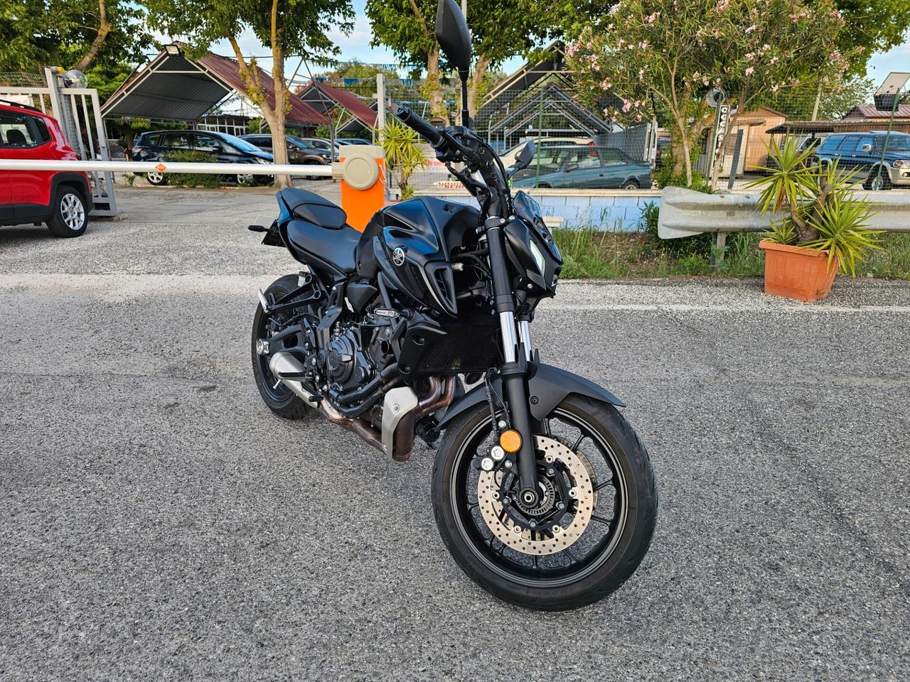 Yamaha mt-07