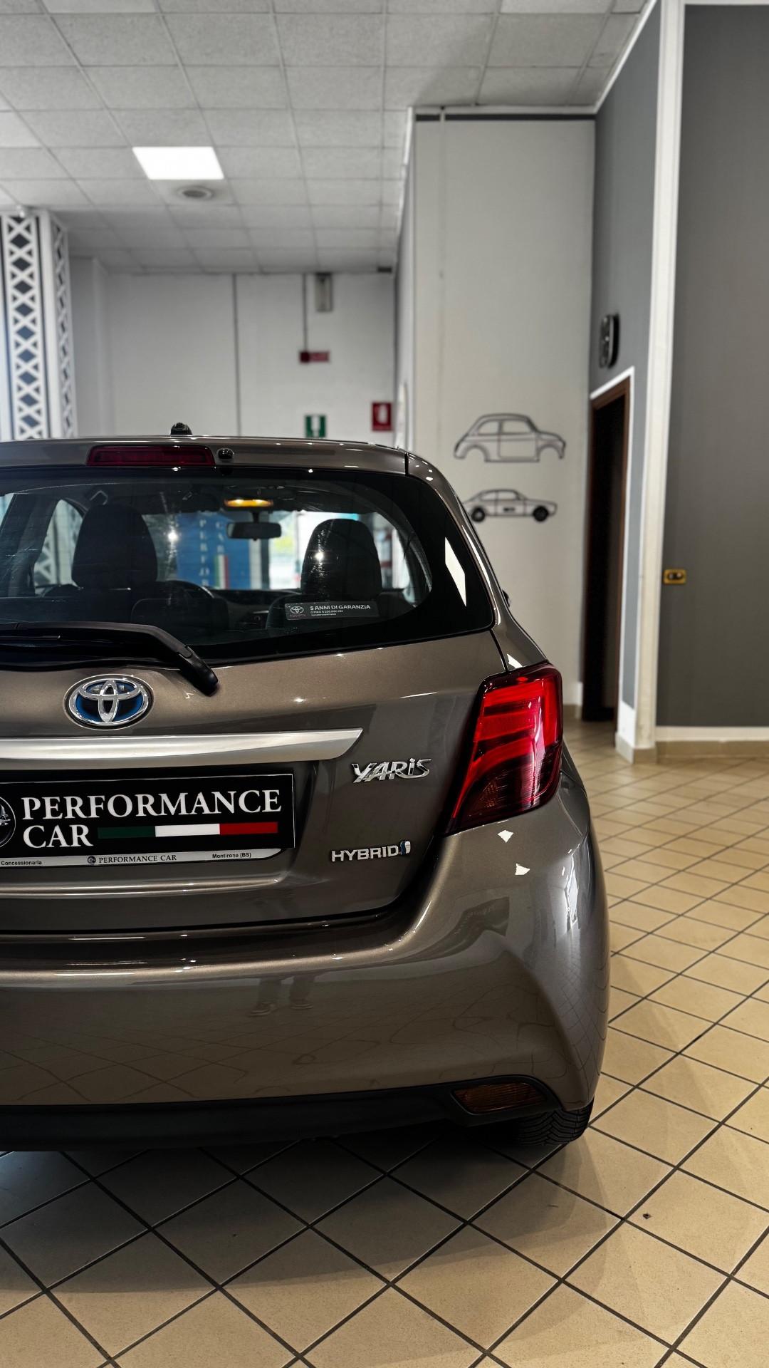 Toyota Yaris 1.5 Hybrid 5 porte Active