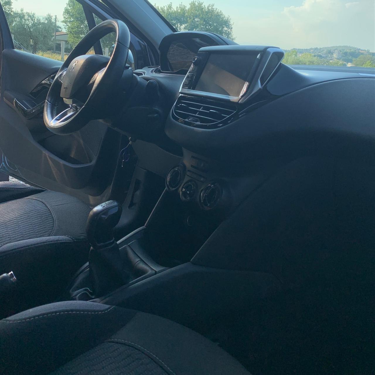 Peugeot 208 BlueHDi 75 5 porte Allure 118000KM