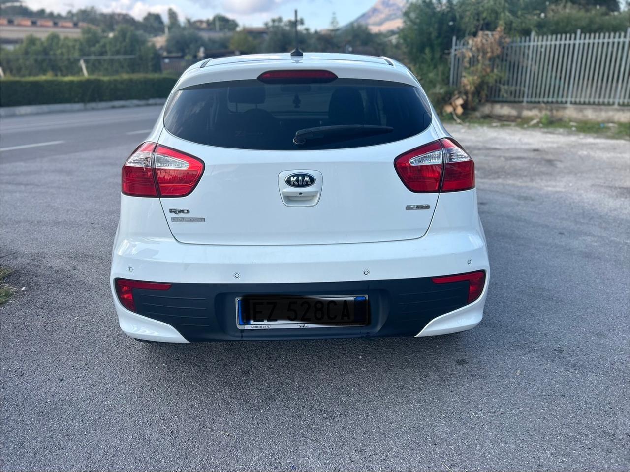 Kia Rio 1.4 CRDi 5p. Cool