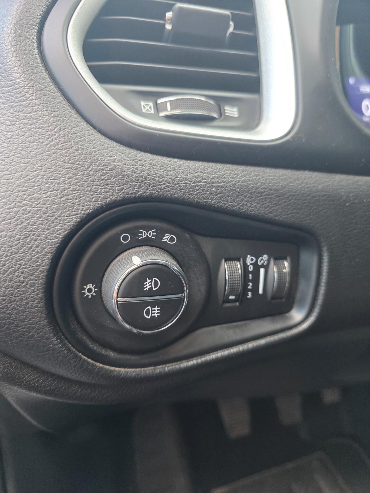 Jeep Renegade 1.6 E-TorQ EVO Longitude