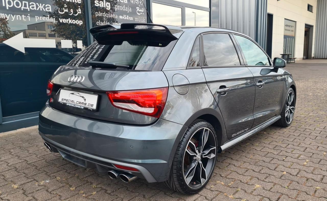 Audi A1 S1 SPB 2.0 TFSI quattro-NAVI