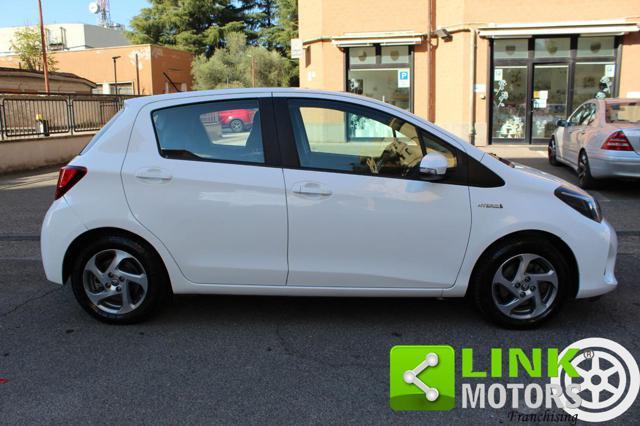 TOYOTA Yaris 1.5 Hybrid 5 porte Active cambio automatico