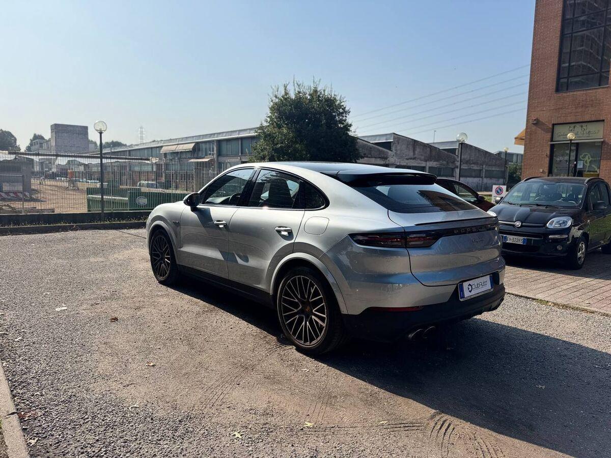 Porsche Cayenne 3.0 e-hybrid 5p.ti tiptronic