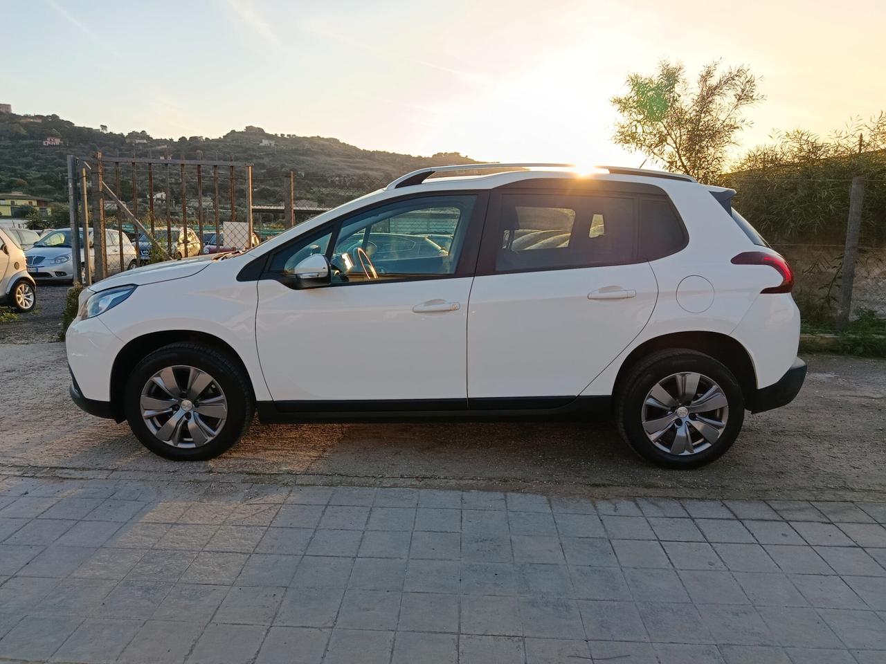 Peugeot 2008 BlueHDi 100 Active
