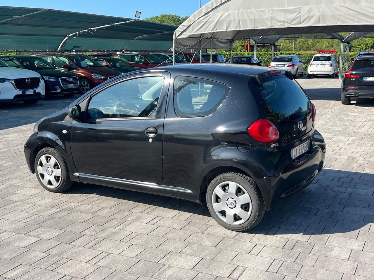 Toyota Aygo 1.0 12V VVT-i 3 porte NEOPATENTATI