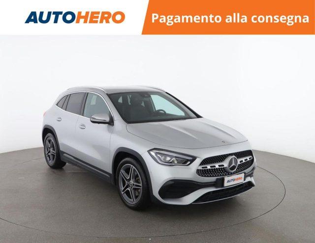 MERCEDES-BENZ GLA 250 Automatic Premium