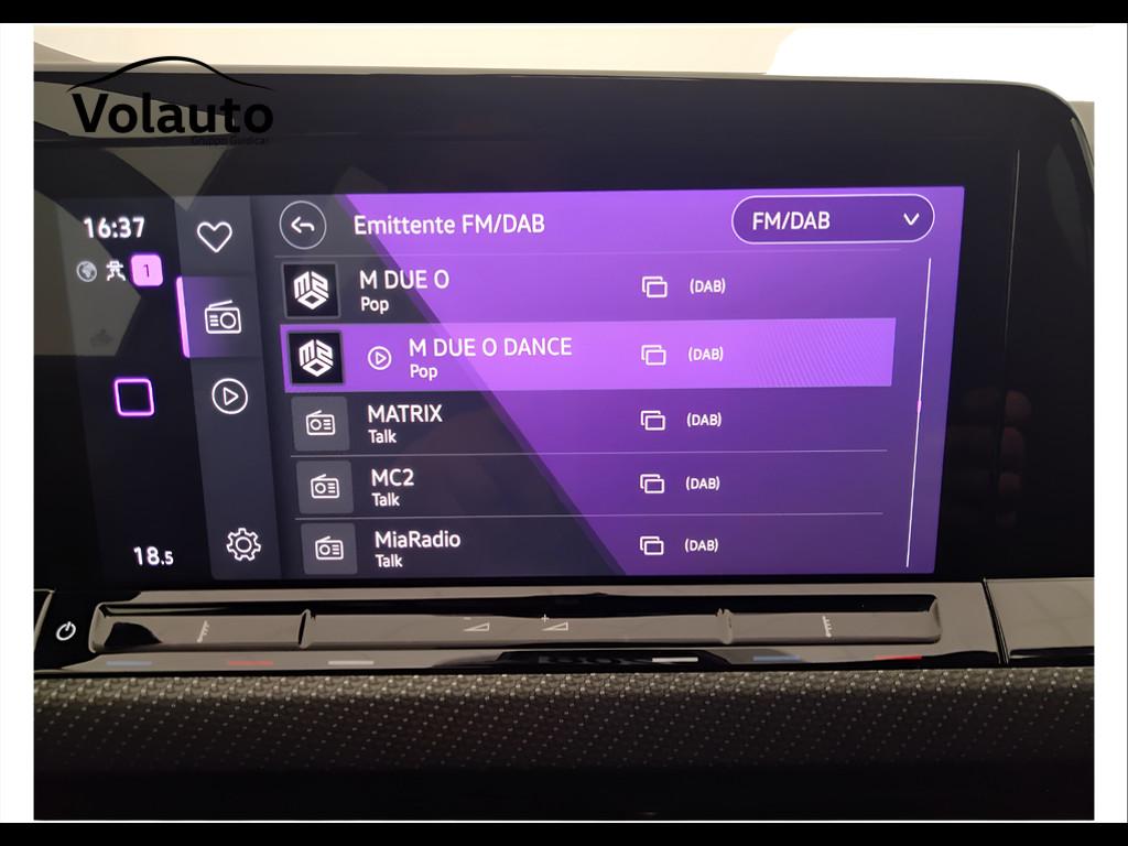 VOLKSWAGEN Golf VIII 2020 - Golf 1.5 tsi evo R-Line 130cv