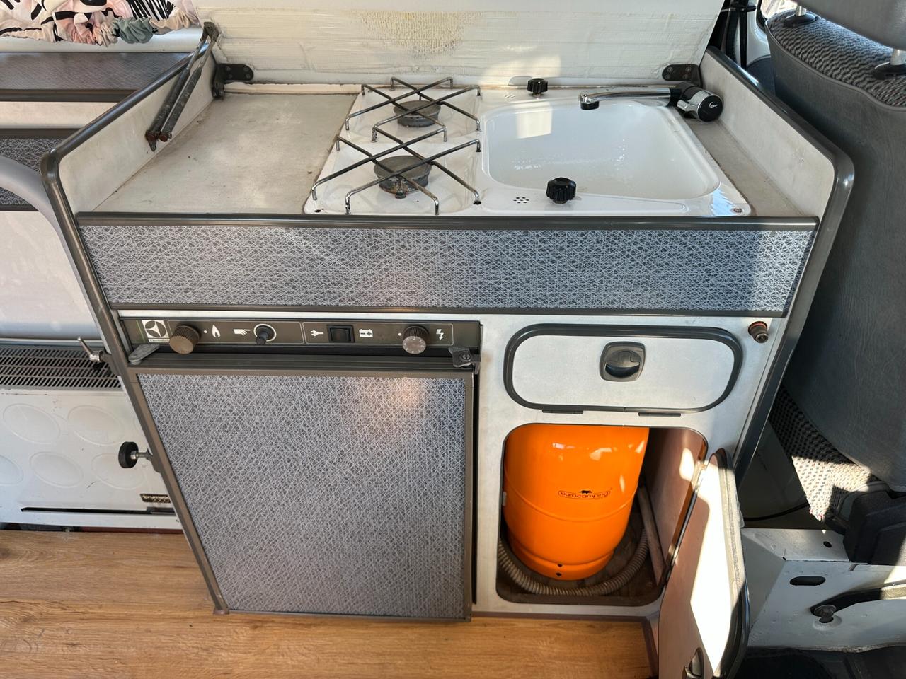 Volkswagen T3 Westfalia Joker "Hochdach" (Tetto Alto rigido)