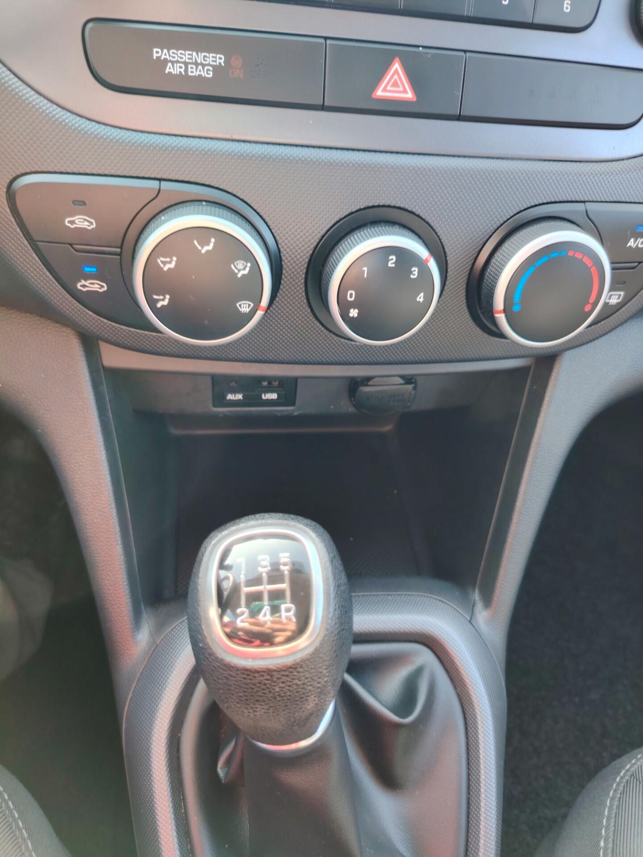 Hyundai i10 1.0 MPI Prime - NEOPATENTATI