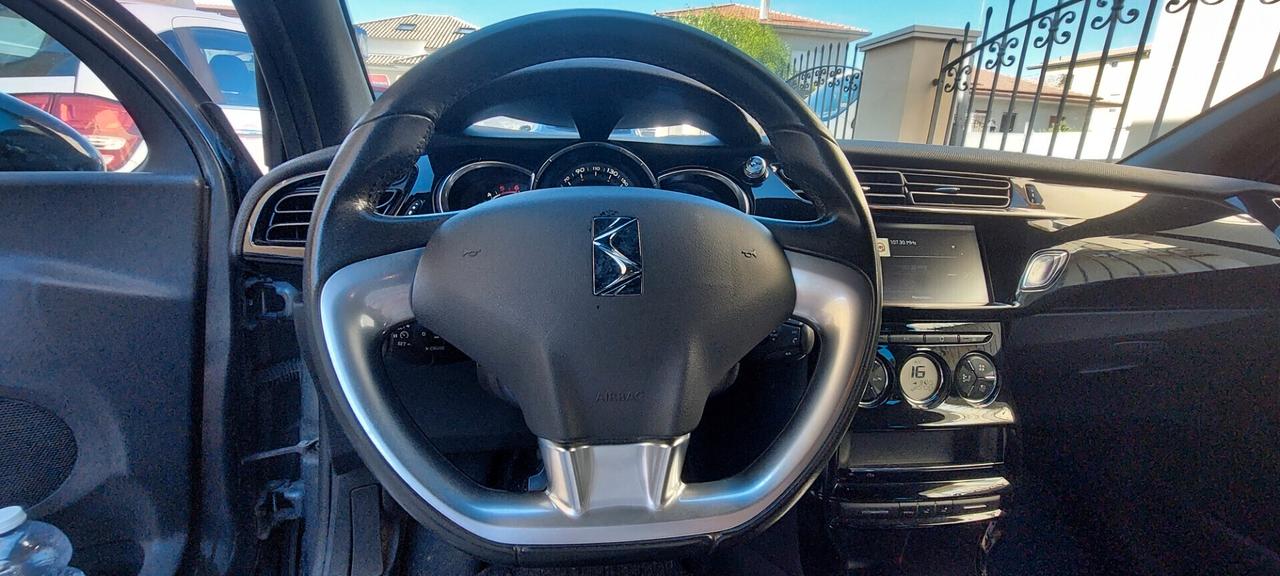 DS3 CONNECTED SPORT CHIC 1,6 DIESEL 75 CV NAVI LEGA SENSORI RETROCAMERA STRAFULL OPTIONAL