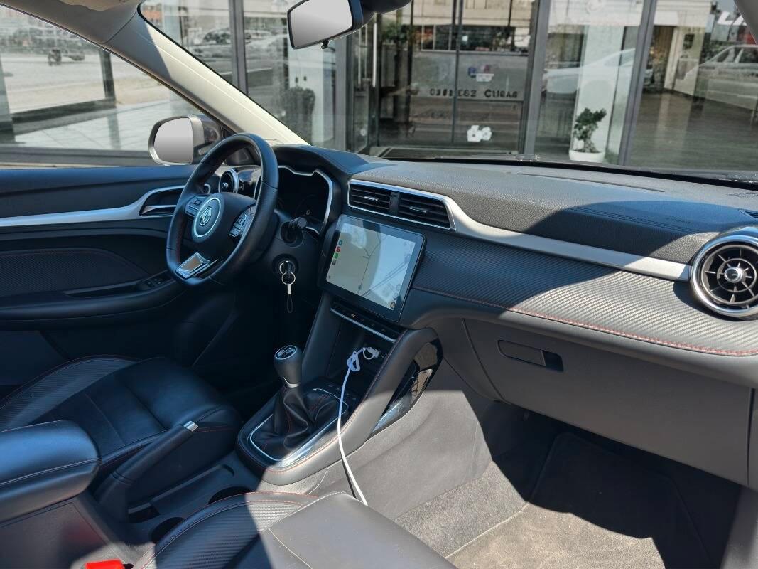 Mg ZS 1.5 Luxury CON TELECAMERA E CARPLAY