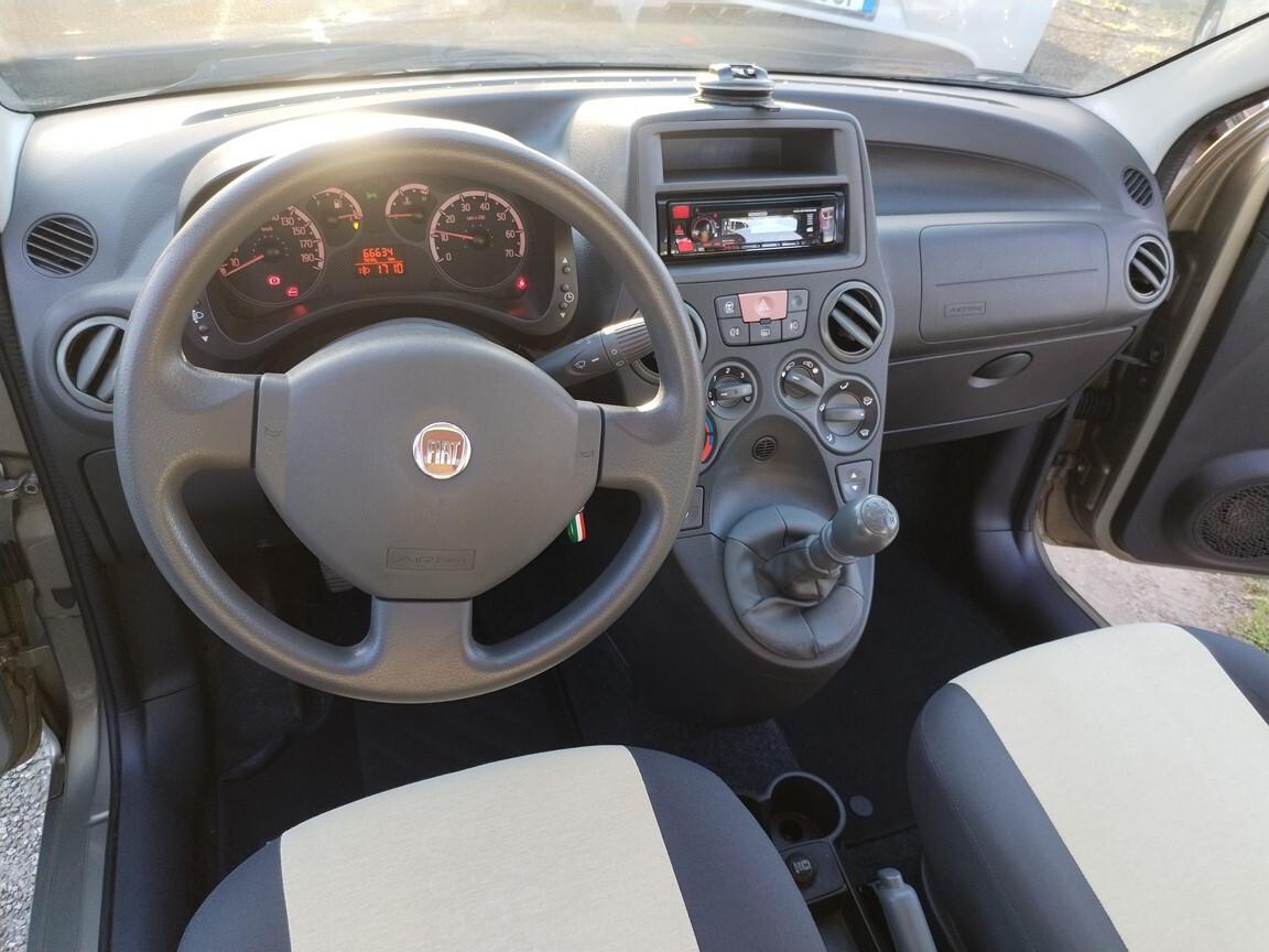 Fiat Panda 1.2 8V FIRE Dynamic 66000KM 2010 consegna con manutenzioni fatte