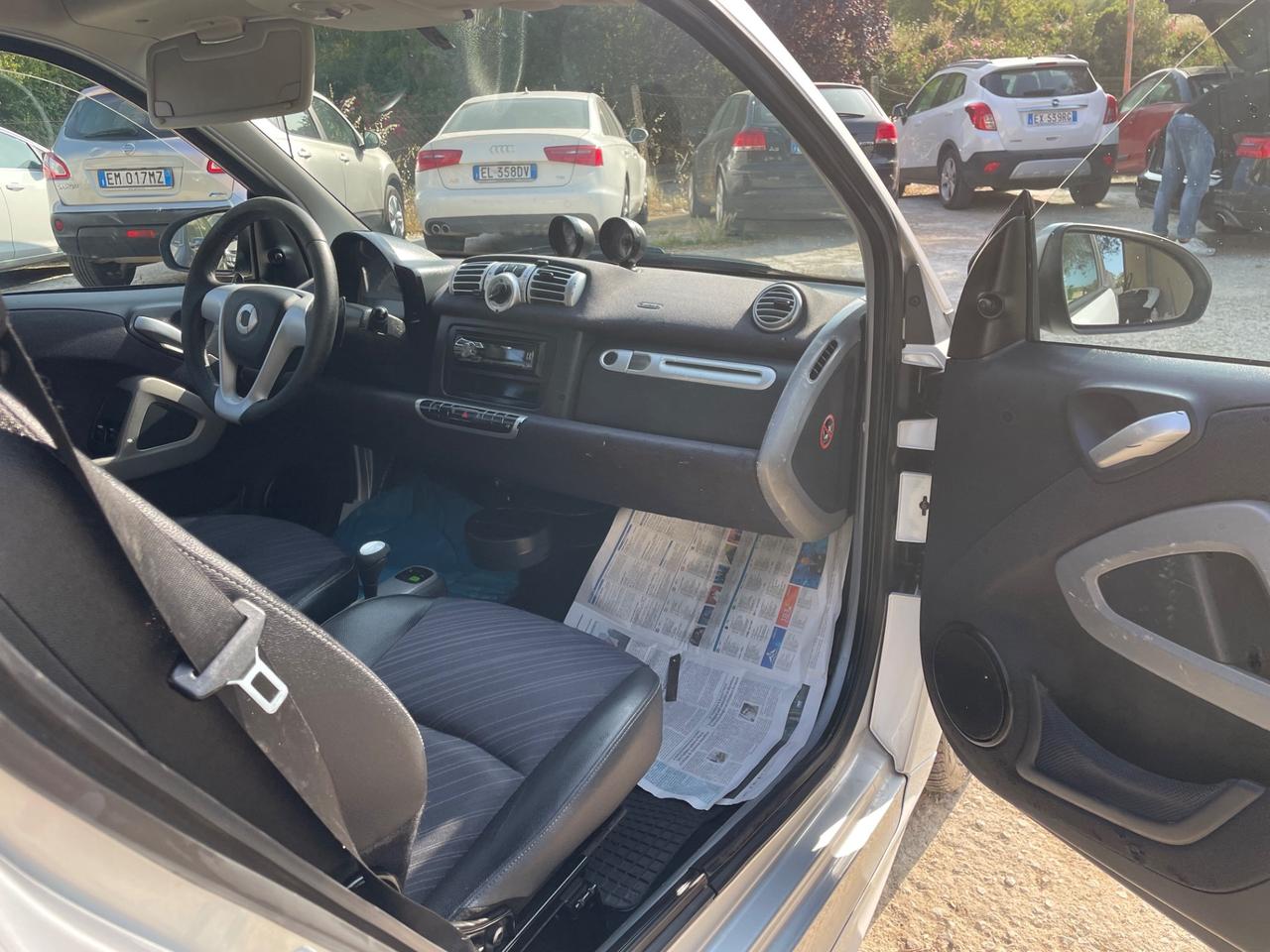 Smart ForTwo 1000 52 kW MHD coupé pure