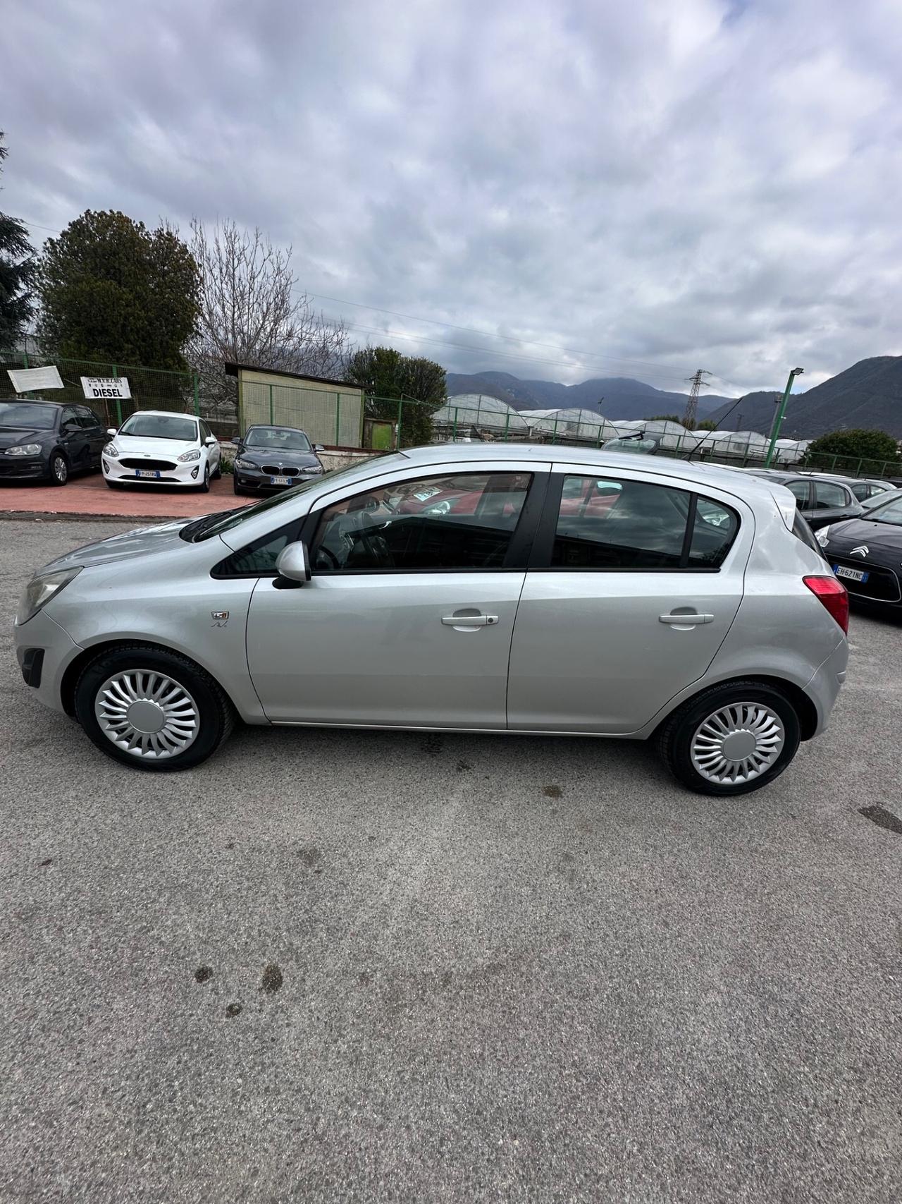 Opel Corsa 1.2 85CV 5 porte GPL-TECH Edition