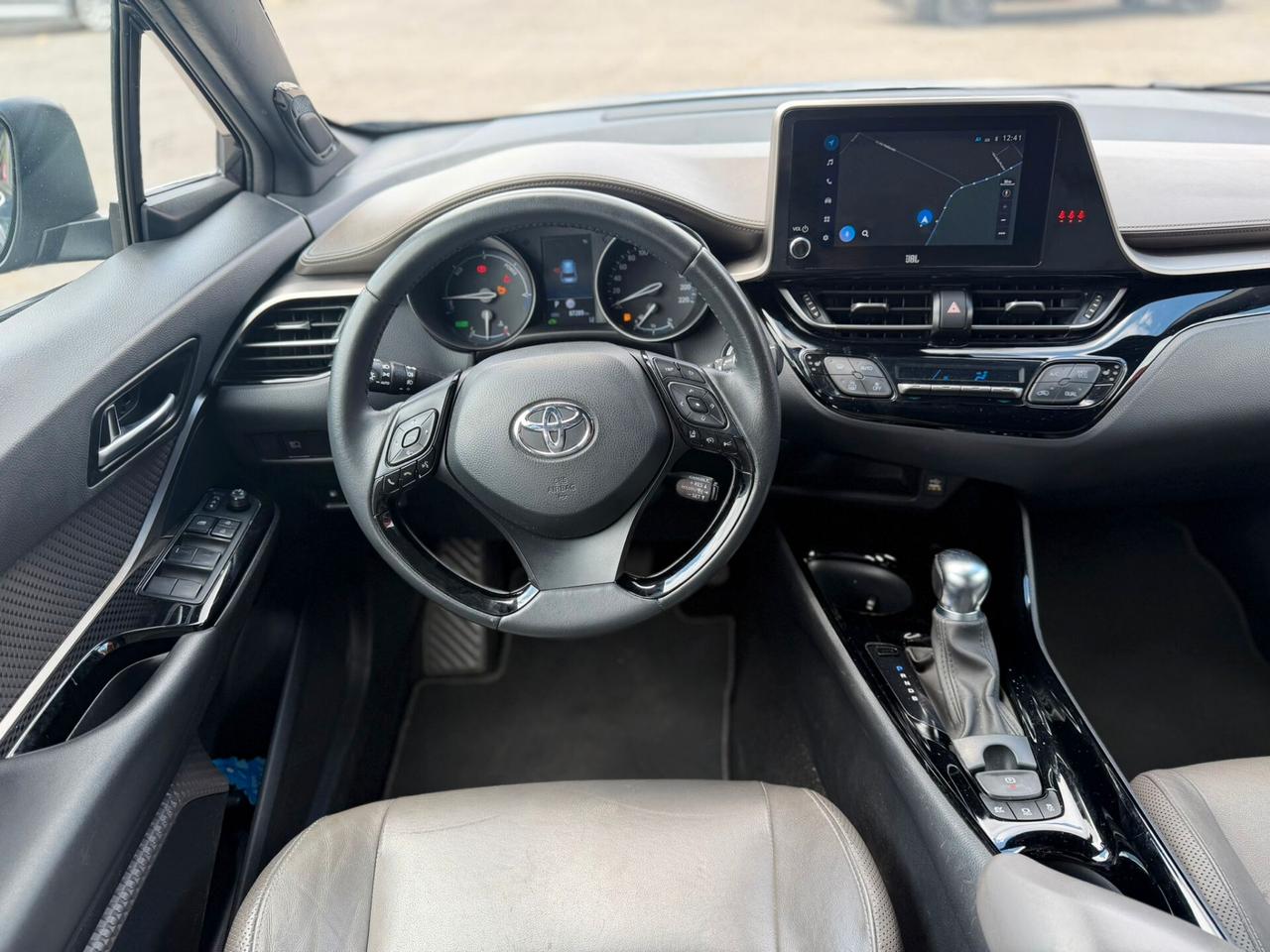 Toyota C-HR 1.8 Hybrid E-CVT Lounge