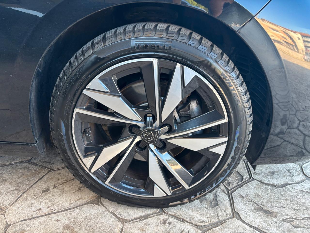 Peugeot 308 BlueHDi 130 S&S EAT8 Allure-2022