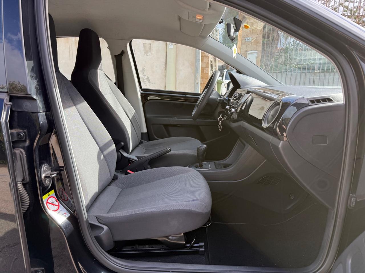 Volkswagen up! 1.0 75 CV 5p. high ASG