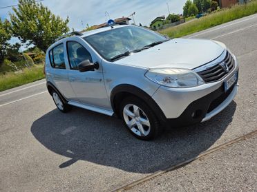 Dacia Sandero Stepway 1.6 8V GPL 85CV