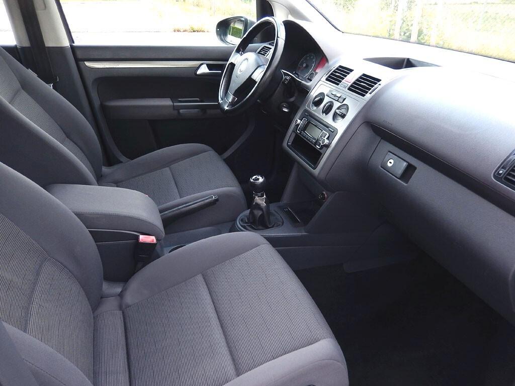 VOLKSWAGEN TOURAN 1.4 Metano della casa - 7 POSTI