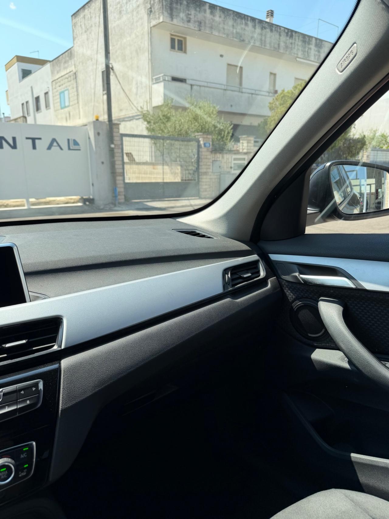 Bmw X1 16d sDrive-2020/LED/NAVI/16”