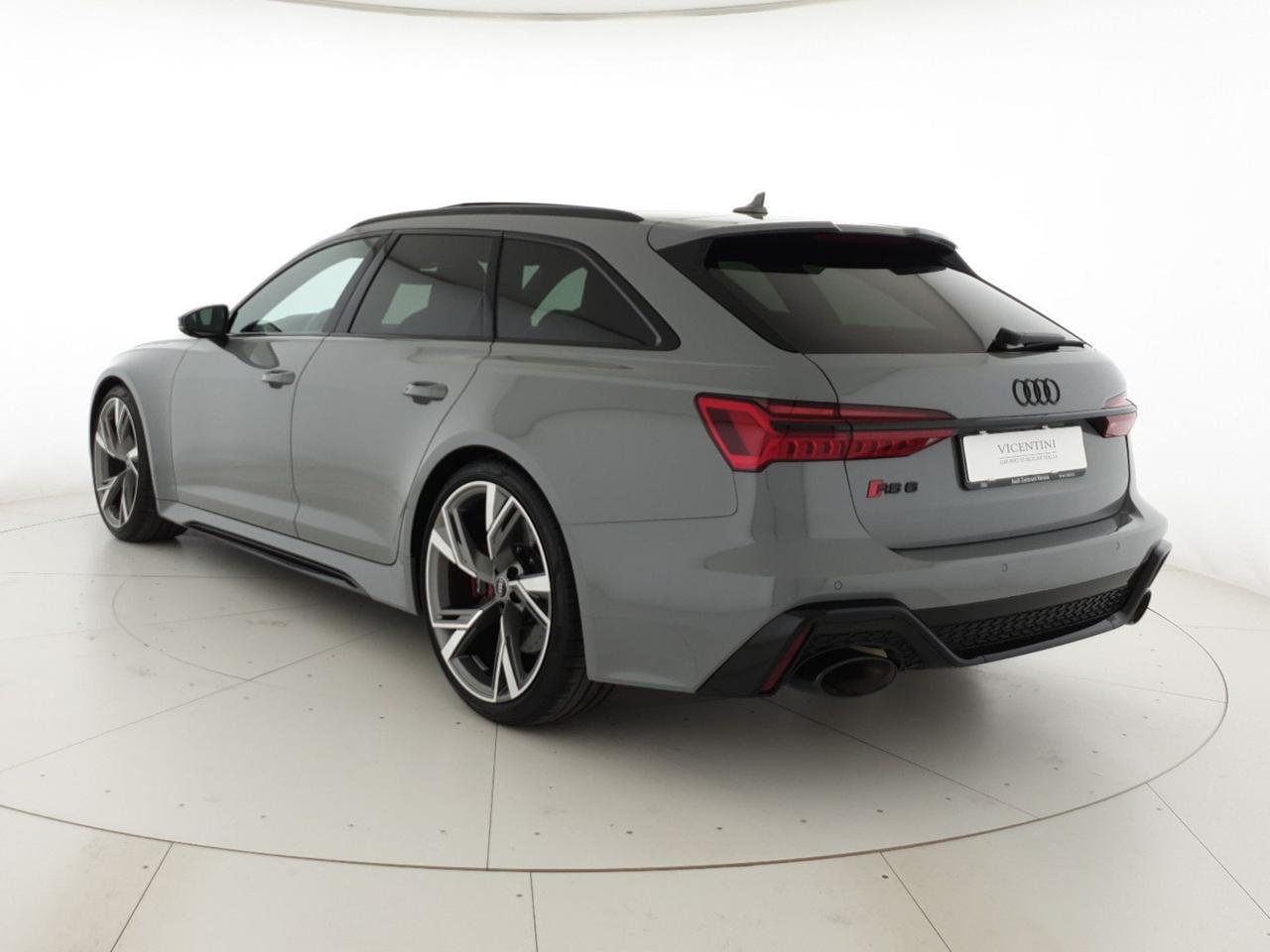 Avant 4.0TFSI 600CV quattro tiptronic