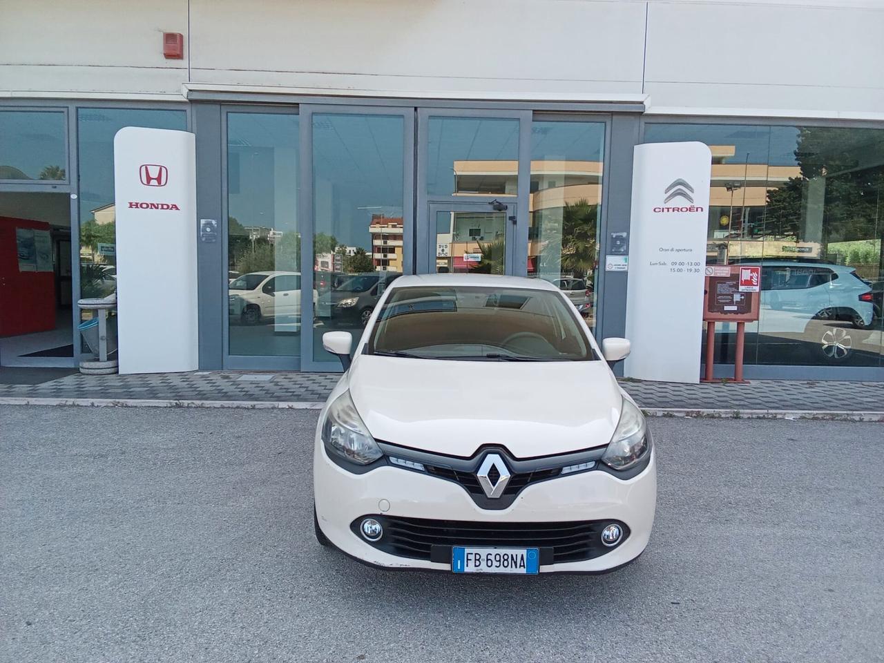 RENAULT CLIO 1,2 BZ 75 CV LIFE MY15 5P